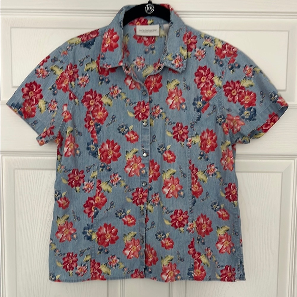 Liz Claiborne Vintage Floral Chambray Button Down Shirt - Pink and Blue